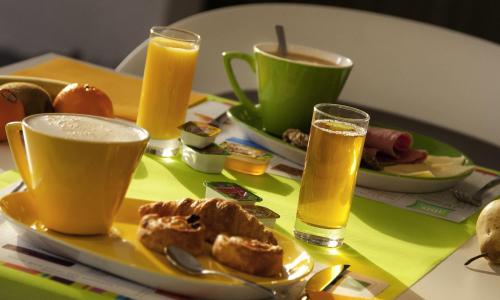 ibis Styles Grenoble Centre Gare - photo 2