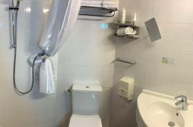 Brit Hotel Suisse et Bordeaux - Centre Gare - photo 12