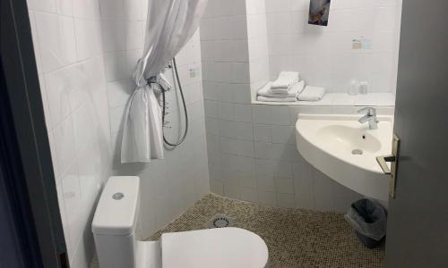 Brit Hotel Suisse et Bordeaux - Centre Gare - photo 2