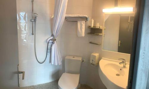 Brit Hotel Suisse et Bordeaux - Centre Gare - photo 3