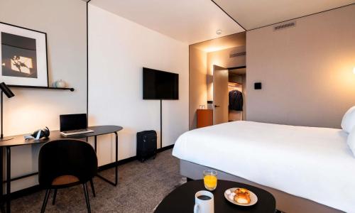 Novotel Grenoble Centre - photo 2