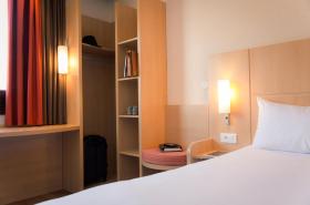 ibis Grenoble Gare - photo 10